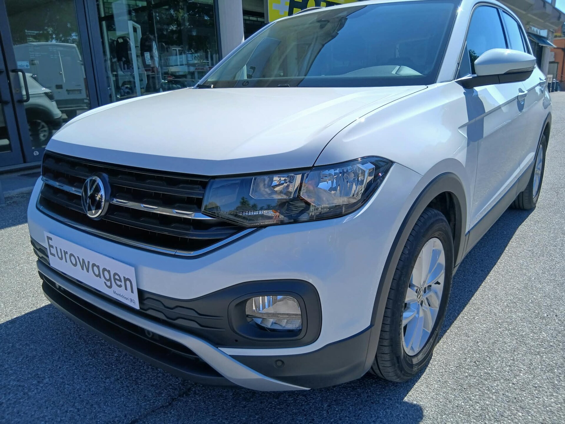 VOLKSWAGEN T-Cross